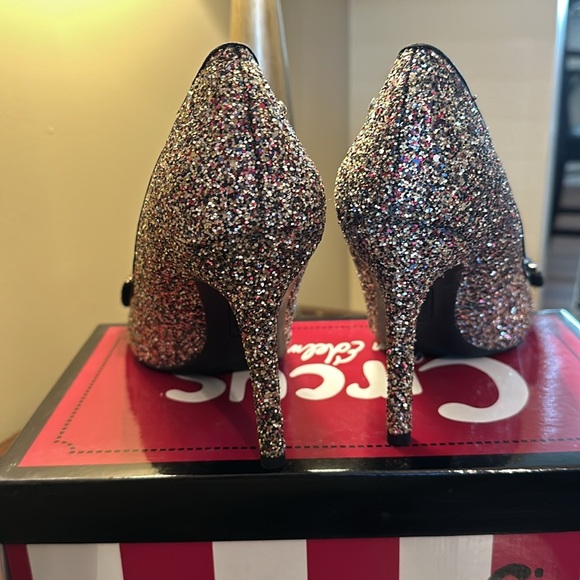 Ready to Celebrate! - Picture 9 of 9